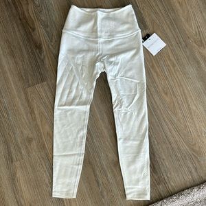 NWT - Beyond Yoga Legging Size - small